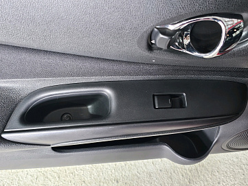 Nissan Note, 2020г, передний привод, вариатор
