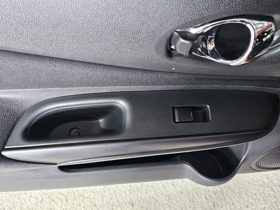 Nissan Note, 2020г., передний привод, вариатор