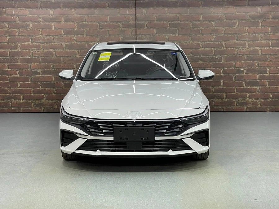Hyundai Elantra, 2025г., передний привод, вариатор
