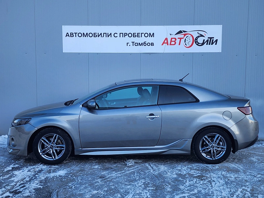 Kia Cerato, 2011г., передний привод, автомат