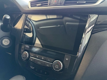 Nissan Qashqai, 2016г, передний привод, вариатор