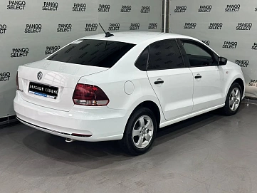 Volkswagen Polo, 2019г, передний привод, механика