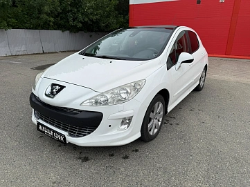 Peugeot 308, 2010г, передний привод, автомат