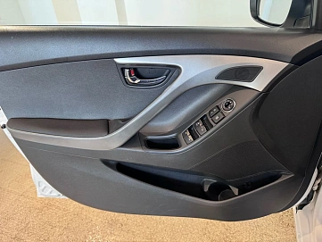 Hyundai Elantra, 2013г, передний привод, механика