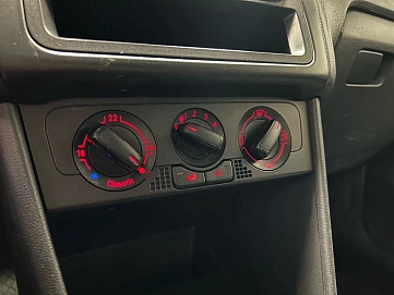 Volkswagen Polo, 2009г, передний привод, механика