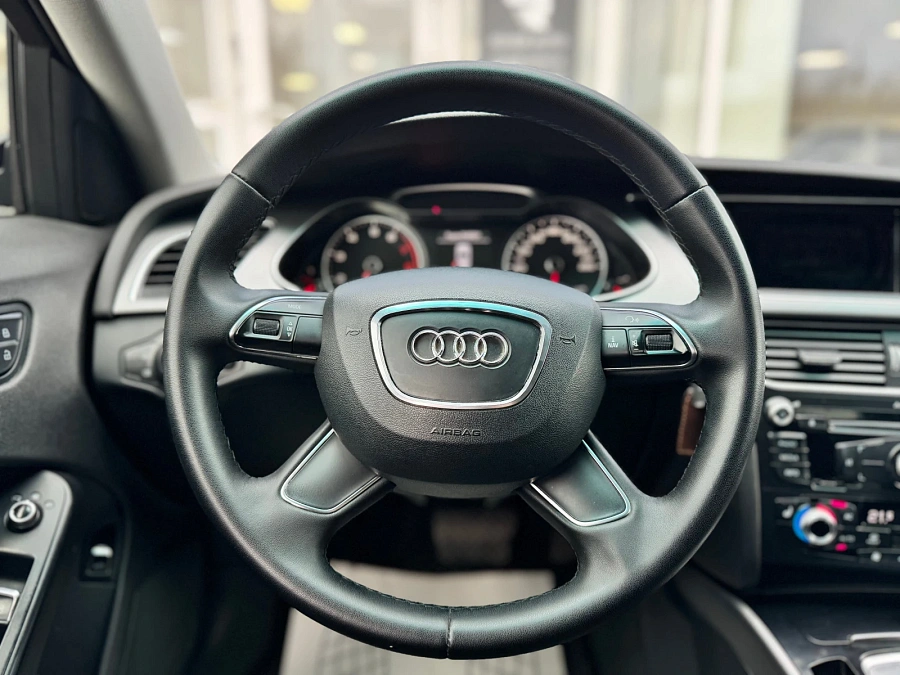 Audi A4, 2012г., передний привод, вариатор