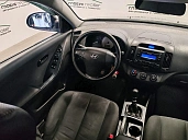 Hyundai Elantra, 2008г., передний привод, механика