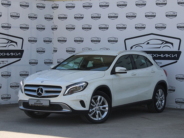 Mercedes-Benz , 2015г., полный привод, робот