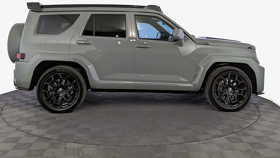 Tank 700, 2025г., полный привод, автомат