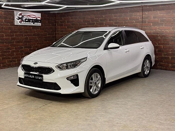 Kia Ceed, 2019г, передний привод, автомат