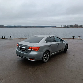 Toyota Avensis, 2012г, передний привод, вариатор