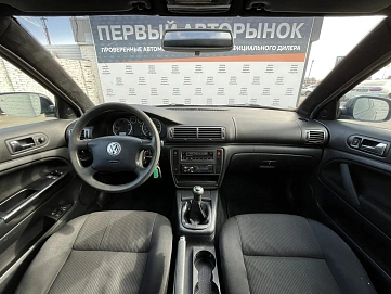 Volkswagen Passat, 2001г, передний привод, механика