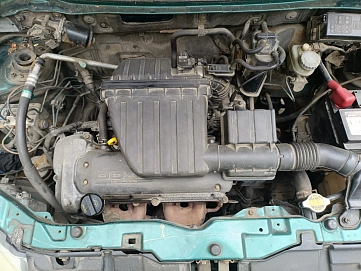 Suzuki Ignis, 2005г, передний привод, автомат