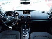 Audi A3, 2015г., передний привод, робот