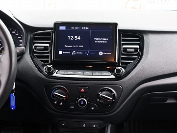 Hyundai Solaris, 2021г, передний привод, автомат