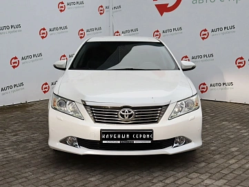 Toyota Camry, 2014г, передний привод, автомат