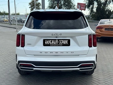 Kia Sorento, 2022г, полный привод, робот