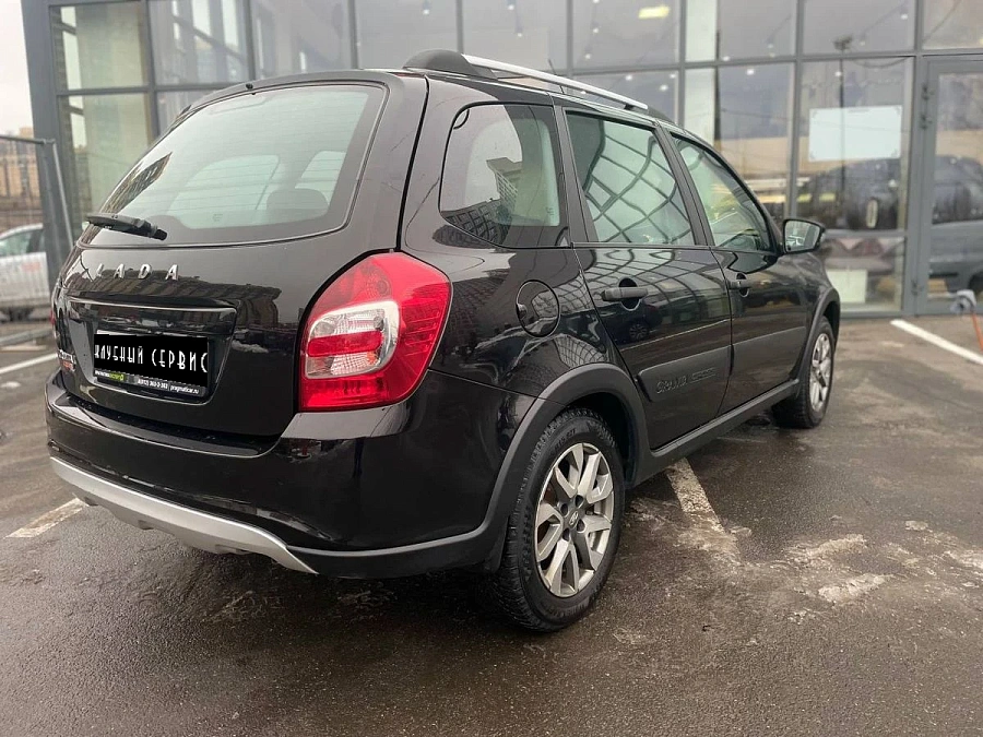 Lada (ВАЗ) , 2023г., передний привод, механика