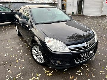 Opel Astra, 2010г, передний привод, автомат
