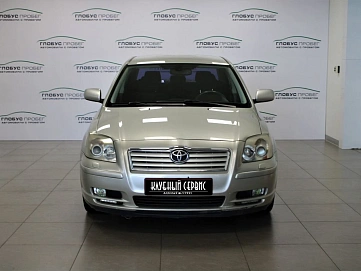 Toyota Avensis, 2005г, передний привод, механика