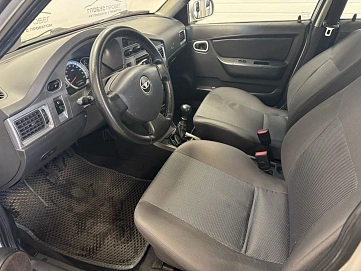 Daewoo Nexia, 2011г, передний привод, механика