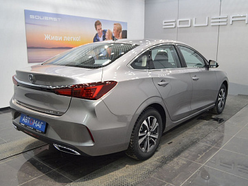 Changan Eado Plus, 2023г, передний привод, робот
