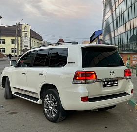 Toyota Land Cruiser, 2019г, полный привод, автомат