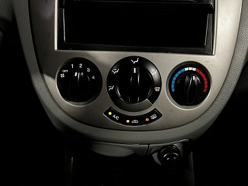 Chevrolet Lacetti, 2011г, передний привод, механика