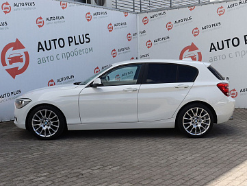 BMW 1 серии, 2012г, задний привод, автомат