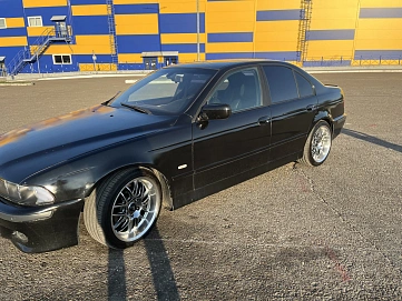 BMW 5 серии, 2002г, задний привод, автомат