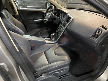 Volvo XC60, 2012г, полный привод, автомат