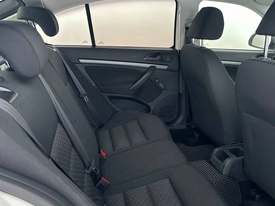 Skoda Octavia, 2012г., передний привод, механика