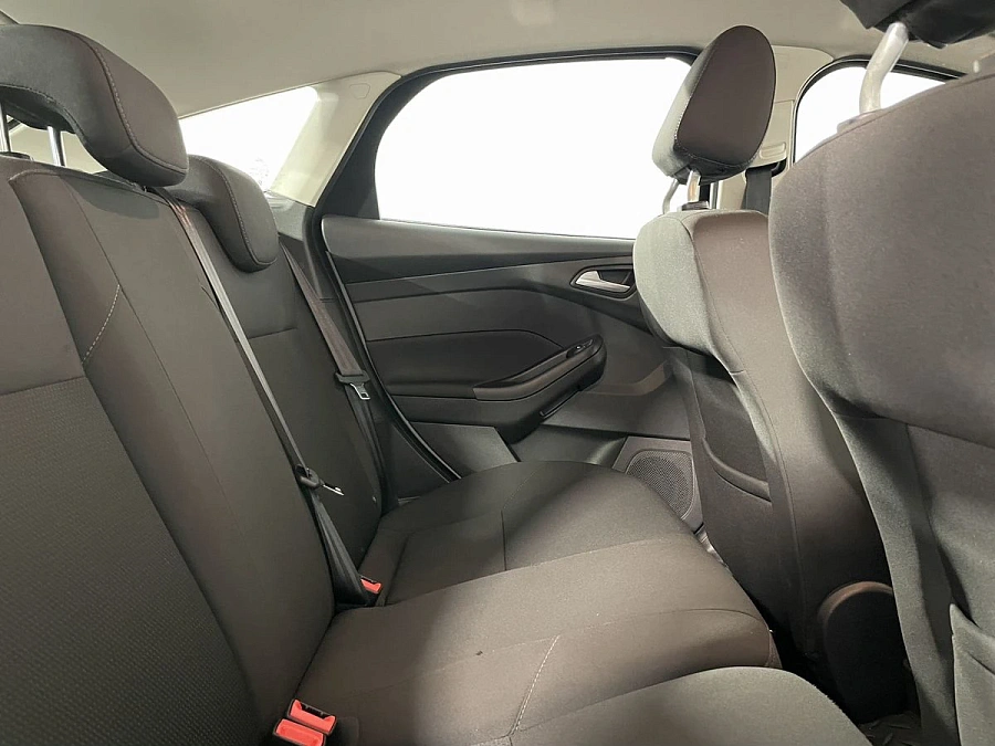 Ford Focus, 2018г., передний привод, робот