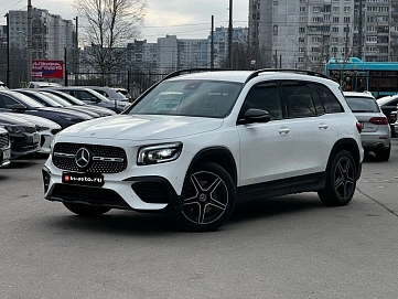 Mercedes-Benz GLB, 2020г, передний привод, робот
