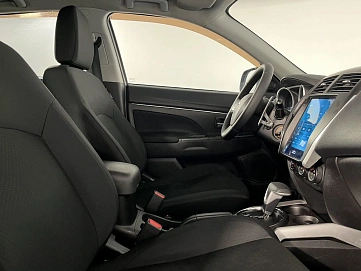 Mitsubishi ASX, 2013г, передний привод, вариатор