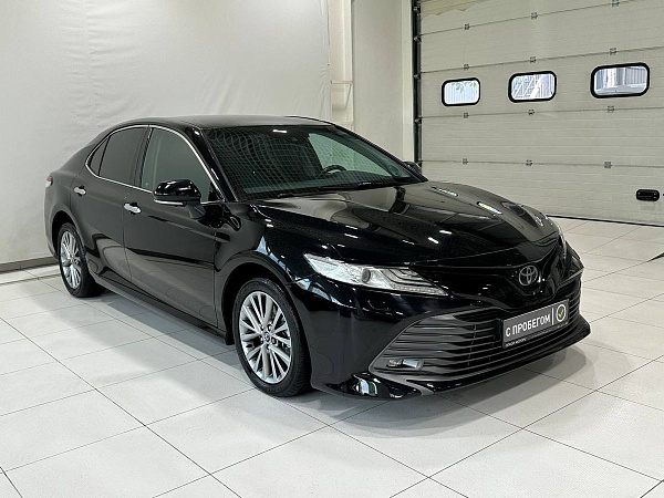 Toyota Camry, 2019г., передний привод, автомат