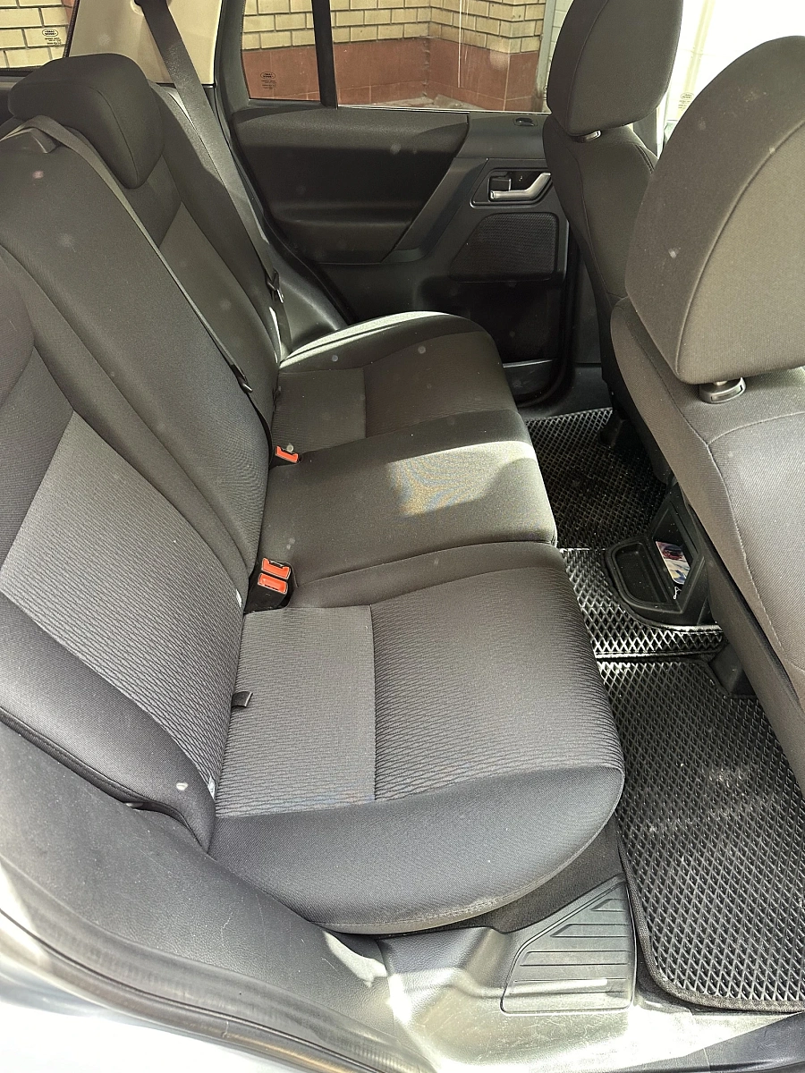 Land Rover Freelander, 2011г., полный привод, механика