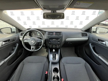 Volkswagen Jetta, 2013г, передний привод, робот