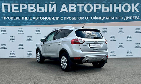 Ford Kuga, 2011г, передний привод, автомат