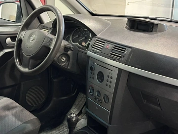 Opel Meriva, 2003г, передний привод, механика