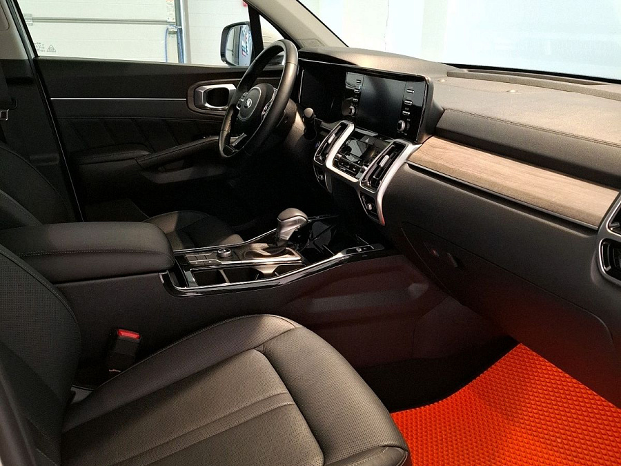 Kia , 2020г., передний привод, автомат