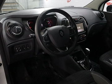 Renault Kaptur, 2019г, полный привод, автомат