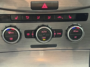 Volkswagen Passat, 2012г, передний привод, автомат