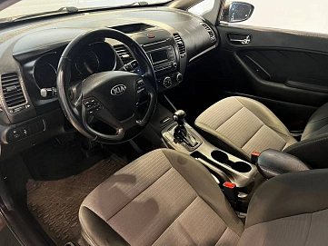 Kia Cerato, 2013г, передний привод, автомат