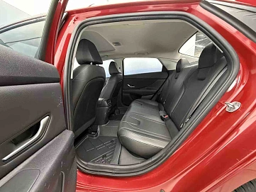 Hyundai Elantra, 2022г, передний привод, вариатор