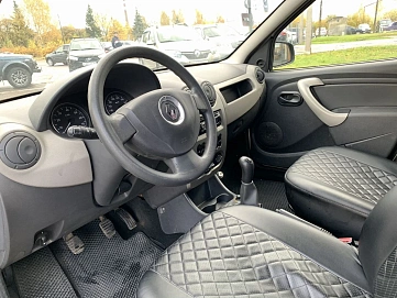 Renault Logan, 2010г, передний привод, механика