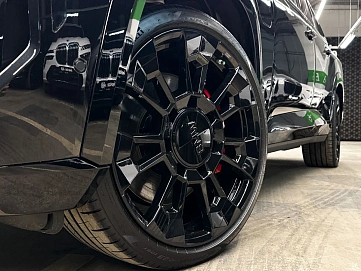 BMW XM, 2025г, полный привод, автомат