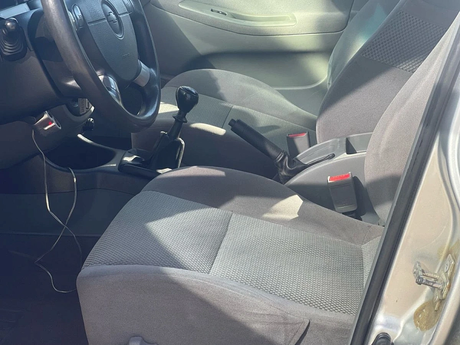 Chevrolet Lacetti, 2012г., передний привод, механика