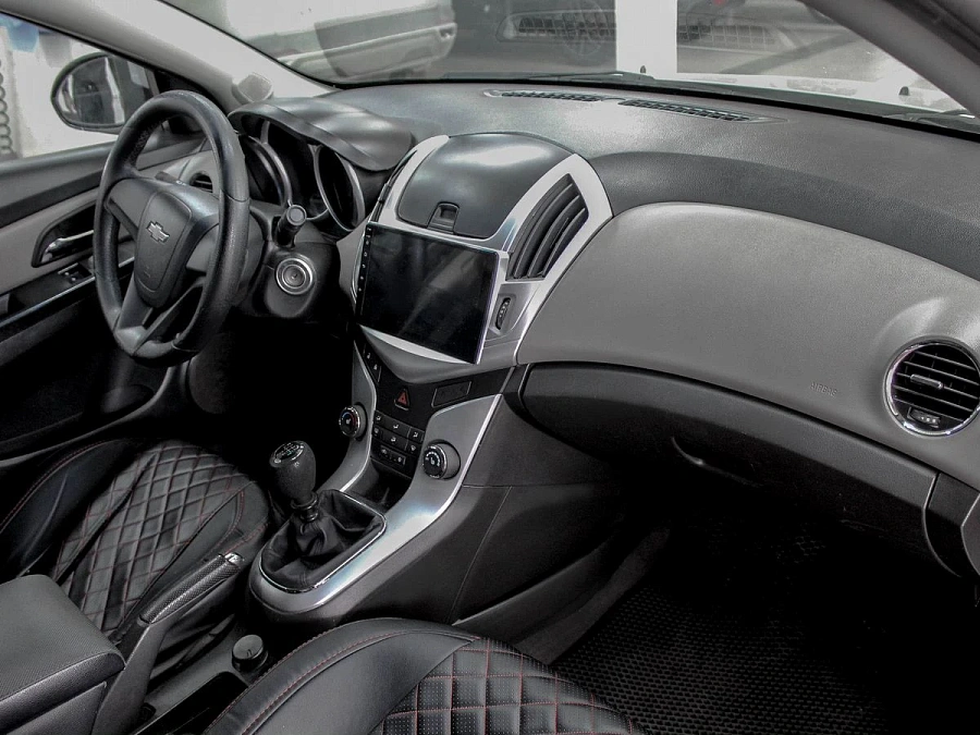Chevrolet Cruze, 2013г., передний привод, механика