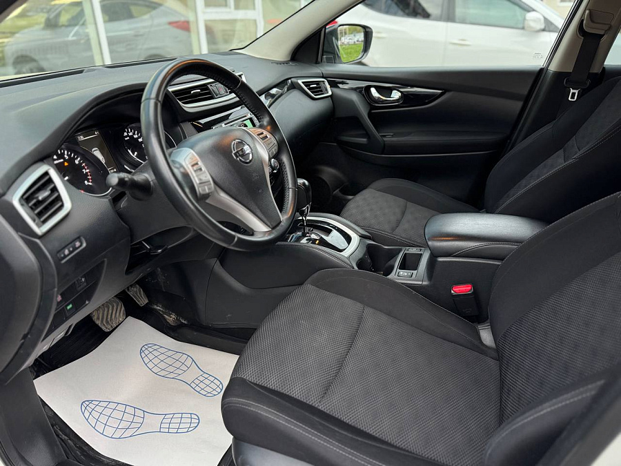 Nissan Qashqai, 2016г., передний привод, вариатор